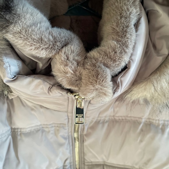 Michael Kors Alternate Down Coat Size XL - Picture 9 of 11